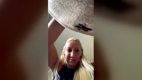 blondiesexxyy online show from 01/18/26, 08:01