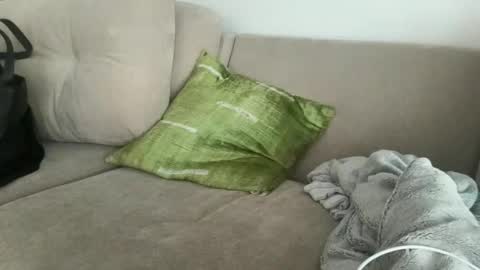 Snapshot of blondieslutt chatting on 11/16/25, 10:48 IM TRYNG online show from 11/16/25, 10:48