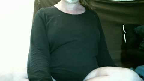 Snapshot of blondmilf484438 chatting on 03/02/26, 04:47 soraya online show from 03/02/26, 04:47