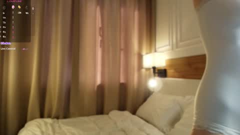 blondoll online show from 06/10/26, 01:39