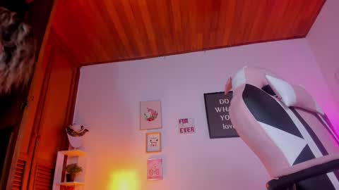 Isis online show from 09/26/25, 02:15