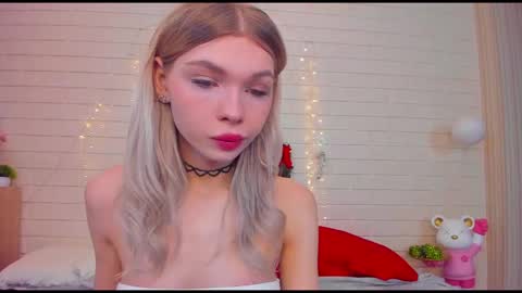 Snapshot of blondy_fina chatting on 02/03/26, 04:32 blondy_fina online show from 02/03/26, 04:32