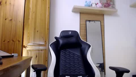 blondyelena online show from 10/12/25, 07:29