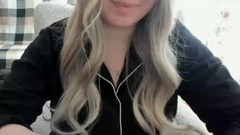 blondymargaret online show from 02/28/25, 09:15