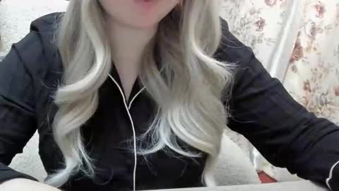 blondymargaret online show from 03/01/25, 01:29