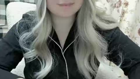 blondymargaret online show from 03/02/25, 01:38