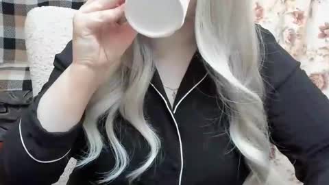 blondymargaret online show from 03/03/25, 09:22