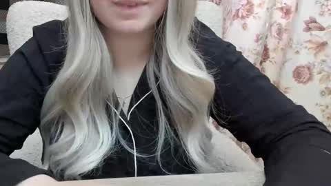 blondymargaret online show from 03/03/25, 12:27