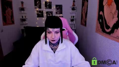 Snapshot of blood__mary chatting on 02/11/26, 09:58 Mary online show from 02/11/26, 09:58