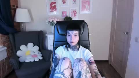 Mary online show from 08/05/26, 08:33