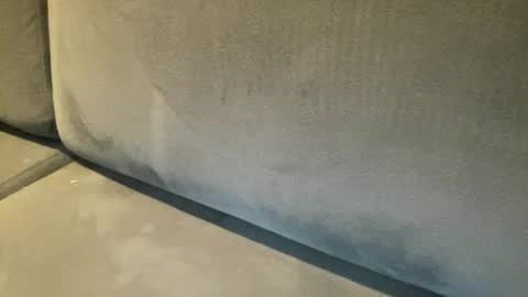 Snapshot of bloodbank23 chatting on 12/15/24, 01:43 Thomas online show from 12/15/24, 01:43