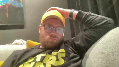 Snapshot of bloodbank23 chatting on 12/29/24, 04:51 Thomas online show from 12/29/24, 04:51