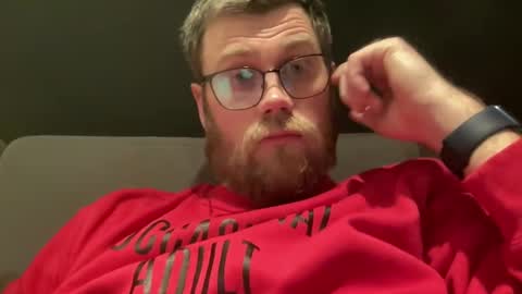 Snapshot of bloodbank23 chatting on 01/02/25, 06:45 Thomas online show from 01/02/25, 06:45