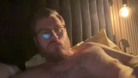 Snapshot of bloodbank23 chatting on 01/19/25, 09:01 Thomas online show from 01/19/25, 09:01