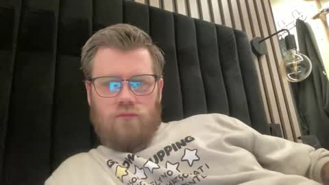 Snapshot of bloodbank23 chatting on 01/23/25, 03:11 Thomas online show from 01/23/25, 03:11