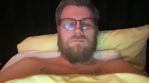 Snapshot of bloodbank23 chatting on 01/23/25, 10:22 Thomas online show from 01/23/25, 10:22