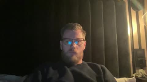 Snapshot of bloodbank23 chatting on 02/05/25, 11:34 Thomas online show from 02/05/25, 11:34