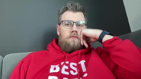 Snapshot of bloodbank23 chatting on 02/15/25, 10:00 Thomas online show from 02/15/25, 10:00