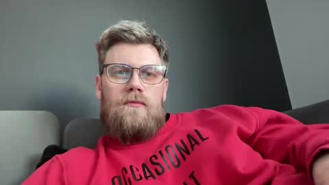 Snapshot of bloodbank23 chatting on 02/16/25, 03:05 Thomas online show from 02/16/25, 03:05