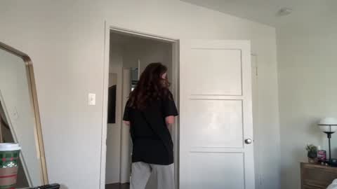 Snapshot of bloomyogi chatting on 11/08/25, 07:01 Emma Bloom online show from 11/08/25, 07:01