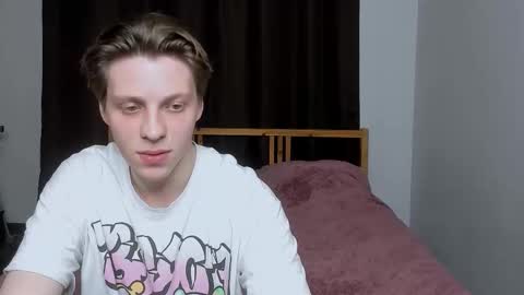 Sasha and Maria online show from 11/04/25, 10:20