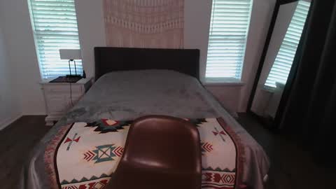 Snapshot of blowjobboss chatting on 09/24/25, 05:38 Sarah Zee online show from 09/24/25, 05:38