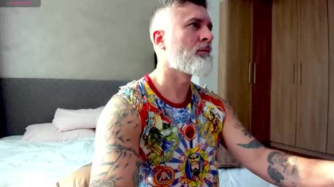 Snapshot of blowmyxxl chatting on 02/19/25, 12:44 Nico online show from 02/19/25, 12:44