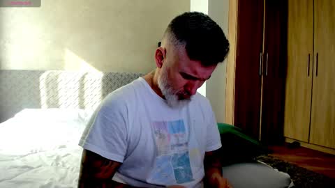 Snapshot of blowmyxxl chatting on 02/26/25, 08:37 Nico online show from 02/26/25, 08:37