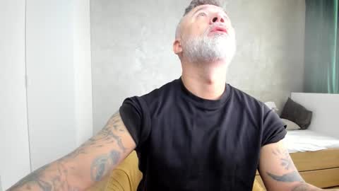 Snapshot of blowmyxxl chatting on 09/12/25, 05:51 Nico online show from 09/12/25, 05:51