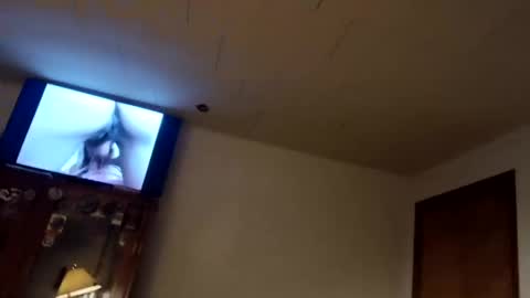 Snapshot of blowonthehole chatting on 01/25/25, 09:36 blowonthehole online show from 01/25/25, 09:36