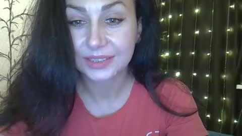 Snapshot of blue_berryx chatting on 12/04/24, 06:00 blue_berryx online show from 12/04/24, 06:00