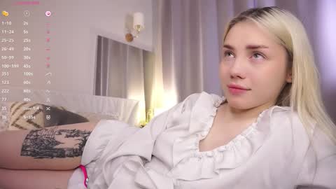 Adeline online show from 01/15/26, 05:45