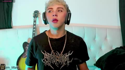 Snapshot of blue_boy_1 chatting on 12/24/24, 03:16 TAY online show from 12/24/24, 03:16