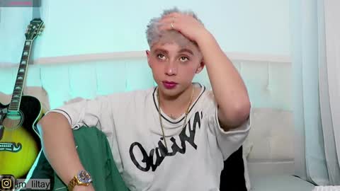 Snapshot of blue_boy_1 chatting on 01/09/25, 05:43 TAY online show from 01/09/25, 05:43