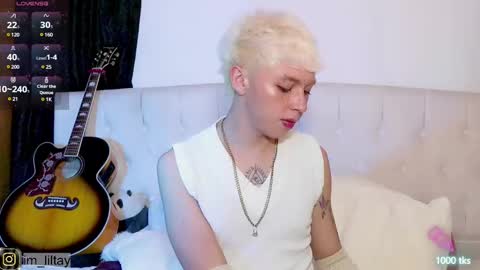 Snapshot of blue_boy_1 chatting on 03/02/25, 05:44 TAY online show from 03/02/25, 05:44