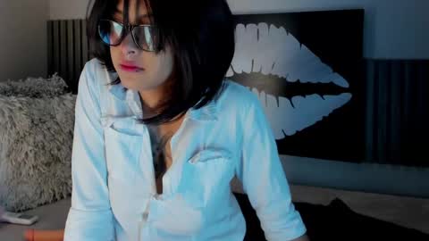 Snapshot of blue_sixx chatting on 10/04/25, 10:52 blue_sixx online show from 10/04/25, 10:52