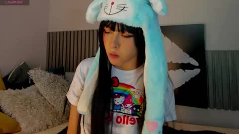 Snapshot of blue_sixx chatting on 10/11/25, 11:03 blue_sixx online show from 10/11/25, 11:03