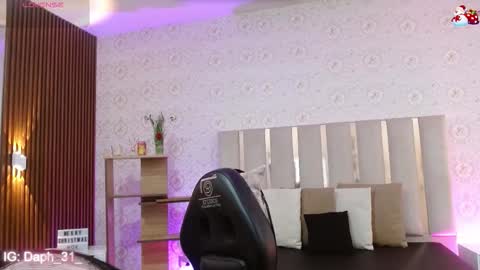 blue_tay1 online show from 11/16/25, 12:11