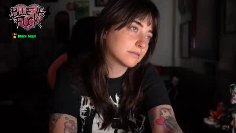 Blue online show from 11/28/25, 03:09