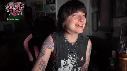 Blue online show from 03/12/26, 01:34