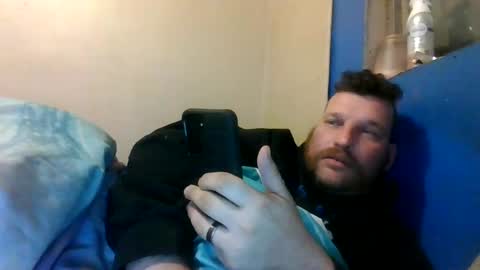 Snapshot of bluedemoneyes1986 chatting on 02/26/25, 02:59 bluedemoneyes1986 online show from 02/26/25, 02:59