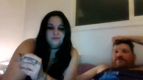 Snapshot of bluedemoneyes1986 chatting on 11/29/25, 05:32 bluedemoneyes1986 online show from 11/29/25, 05:32