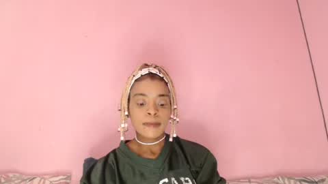 Tee online show from 10/21/25, 09:54