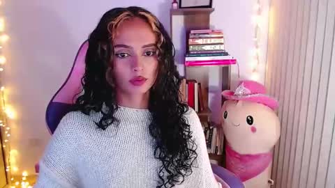 Im Abril .. Nice to meet you  thumb up me please its important  INDEPENDENT MODEL online show from 09/18/25, 12:45