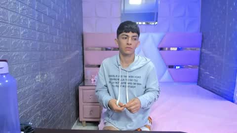 Snapshot of blueestar03 chatting on 12/27/24, 12:23 blueestar03 online show from 12/27/24, 12:23