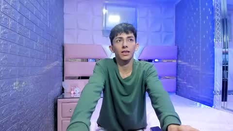 Snapshot of blueestar03 chatting on 01/05/25, 01:35 blueestar03 online show from 01/05/25, 01:35