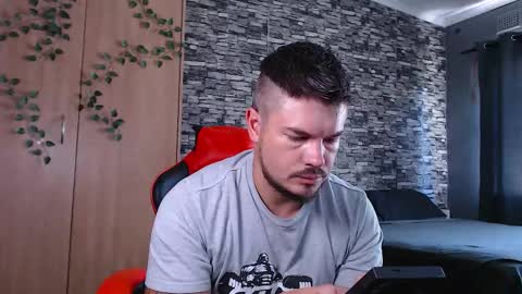 blueeyeboy0 online show from 03/02/26, 09:38