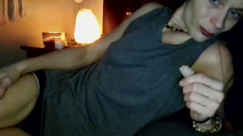 Snapshot of blueeyedlie chatting on 01/30/25, 04:58 Blueeyedlie online show from 01/30/25, 04:58