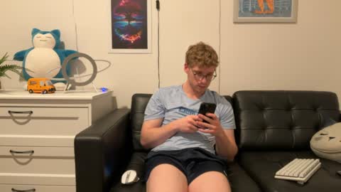 Snapshot of blueeyedtallguy chatting on 12/14/24, 08:23 blueeyedtallguy online show from 12/14/24, 08:23