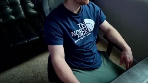 Snapshot of blueeyedtallguy chatting on 01/31/26, 11:14 blueeyedtallguy online show from 01/31/26, 11:14